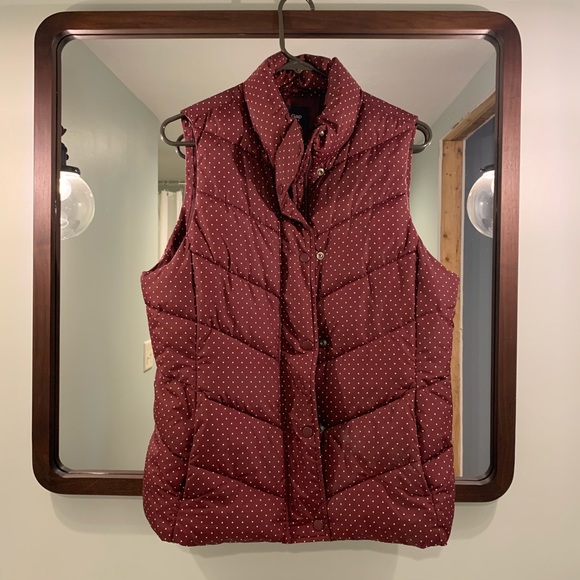GAP Jackets & Blazers - GAP puffer vest